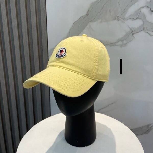 ⁦כובע מצחייה של מונקלר⁩ – תמונה ⁦9⁩