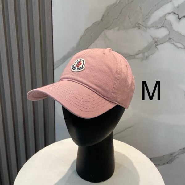 ⁦כובע מצחייה של מונקלר⁩ – תמונה ⁦13⁩