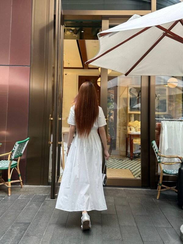 ⁦שמלה של פראדה⁩ – תמונה ⁦7⁩