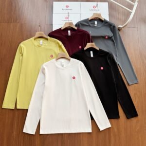 חולצה של לולו למון