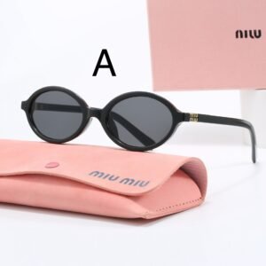 משקפי שמש של מיו מיו