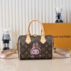 תיק של לואי ויטון בשיתוף לה בובו מעור