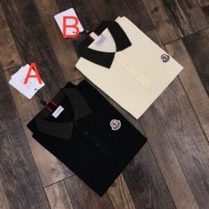 חולצה קצרה עם צווארון של מונקלר