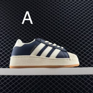 נעליים של אדידס סופר סטאר
