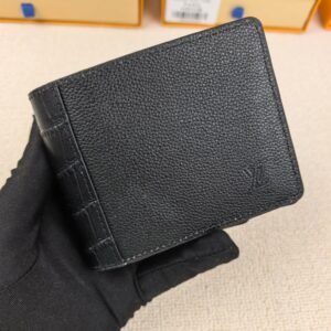 ארנק של לואי ויטון מעור