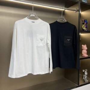 חולצה של פראדה