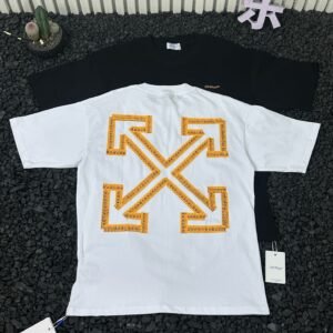 חולצה קצרה של אוף וויט