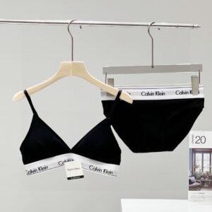 סט הלבשה תחתונה של קלווין קליין