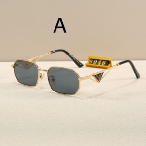 משקפי שמש של פראדה