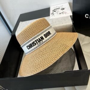 כובע של דיור