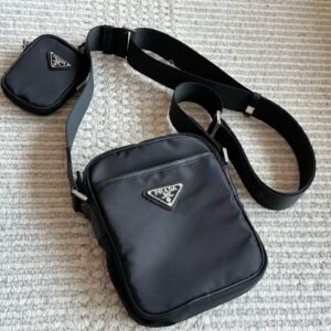 תיק של פראדה