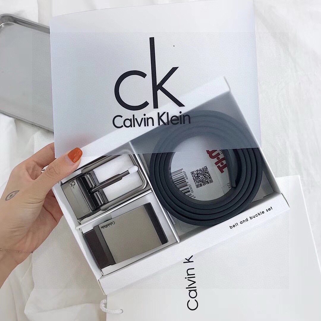 חגורה של קלווין קליין – תמונה 9