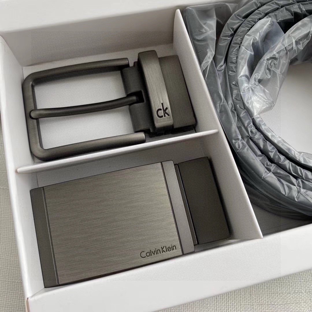 חגורה של קלווין קליין – תמונה 2