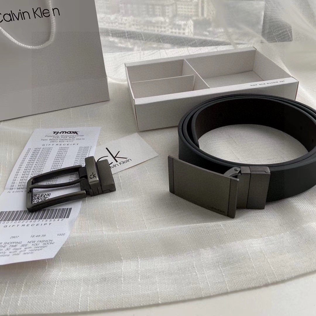 חגורה של קלווין קליין – תמונה 4