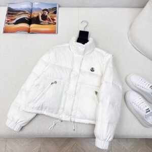 מעיל אפוד של מונקלר