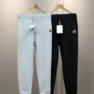 מכנסיים טרניג של מונקלר