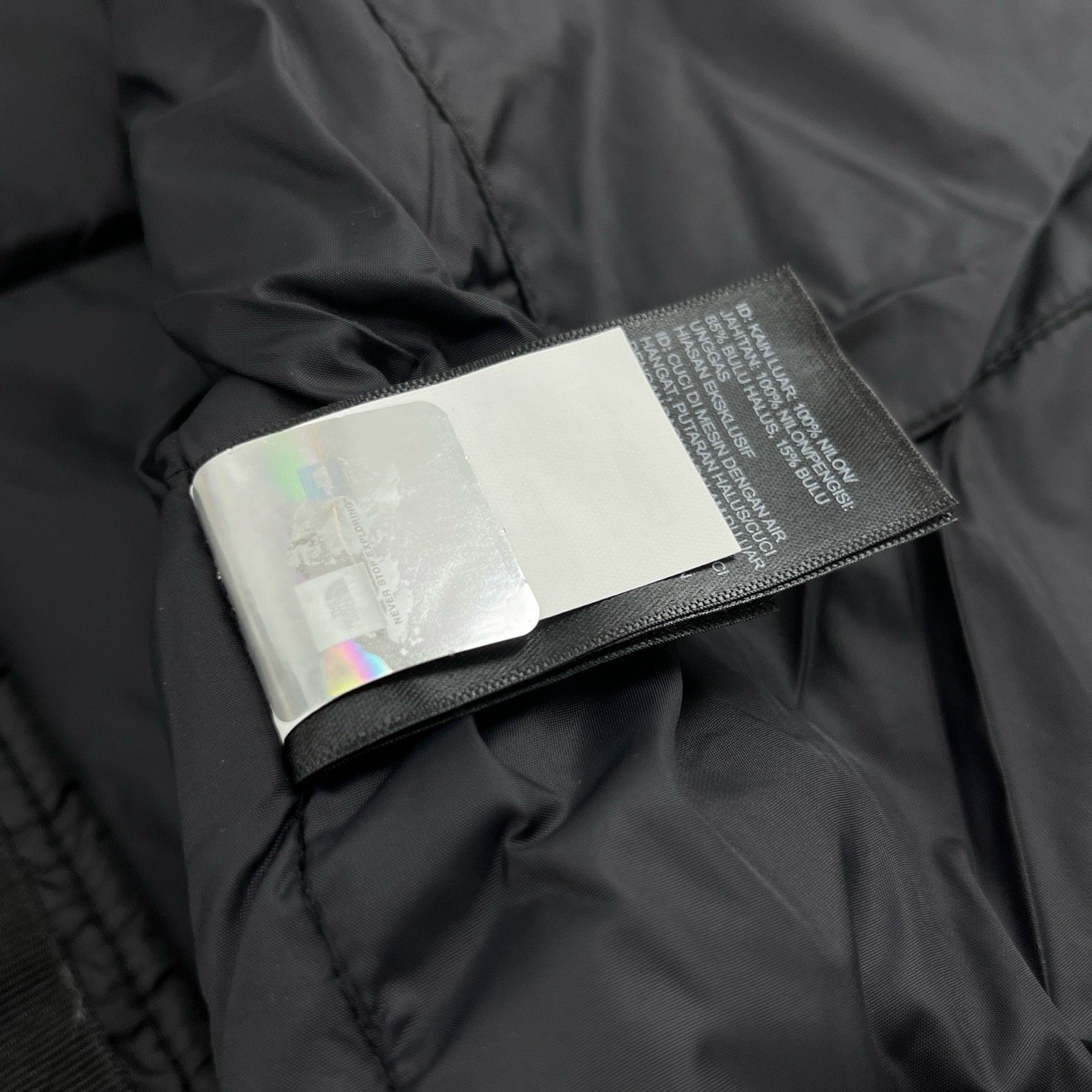 שחפץ אפוד של דה נורט פייס – תמונה 14