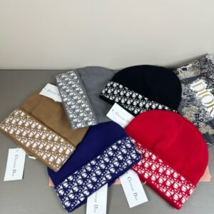 כובע גרב של דיור