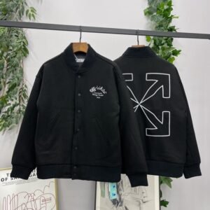 ג׳קט סוודר של אוף וויט