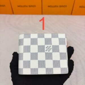 ארנק של לואי ויטון מעור