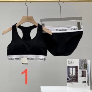 סט הלבשה תחתונה של קלווין קליין