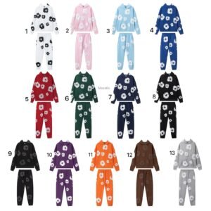 סט קפוצ׳ון ומכנסיים טרניג של דנים טירס