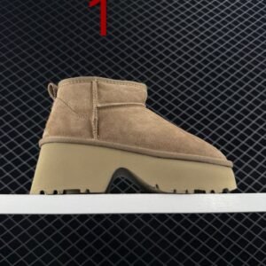 מגפיים עקב של האג