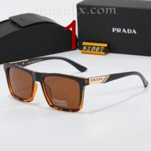 משקפי שמש של פראדה