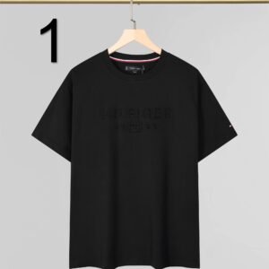 חולצה קצרה של טומי הילפיגר