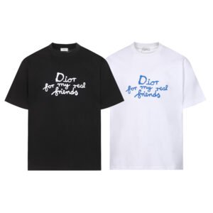 חולצה קצרה של דיור