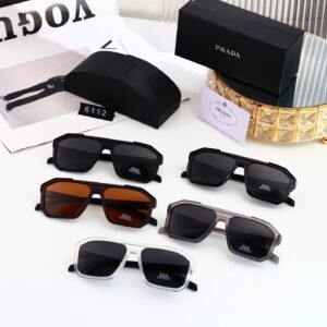 משקפי שמש של פראדה