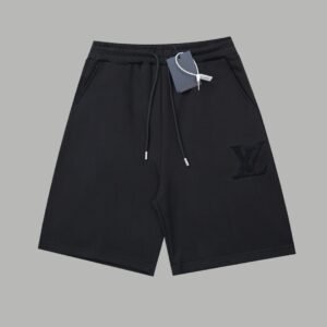 מכנסיים קצרים של לואי ויטון