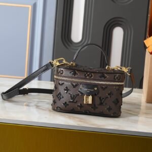 תיק של לואי ויטון מעור