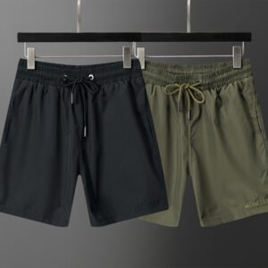 בגד ים של מונקלר