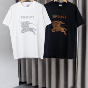 חולצה קצרה של ברברי