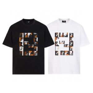 חולצה קצרה של פנדי